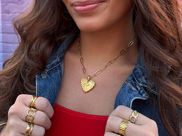 Angelic Heart Pendant - Image 3