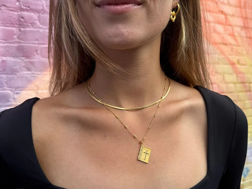 Bible Pendant - Image 2