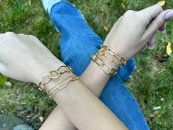 Delicate Sparkling Small Paperclip Chain Bracelet - Image 3