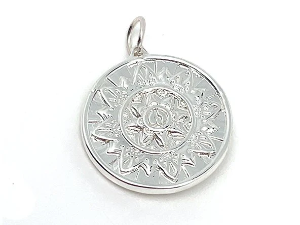 Double Sided Navigator Pendant - Image 7