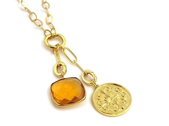 Lily & Daisy Medallion - Image 4