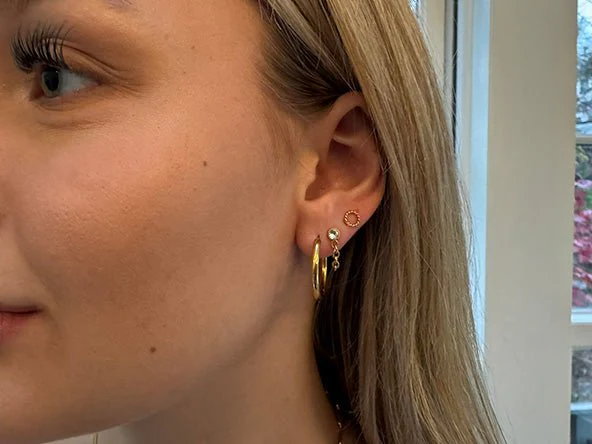 Sparkle Chain Stud Earrings - Image 3